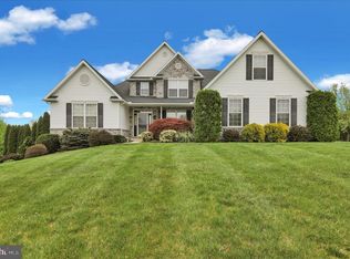 160 Eagleview Dr, Mohrsville, PA 19541