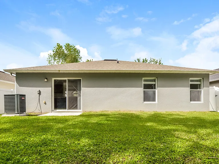 3905 Lone Eagle Pl — Photo 16