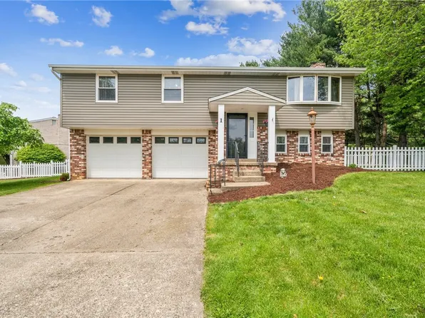 1 Fitch Ln, Greensburg, PA 15601