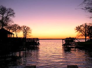 237 Nob Hill Rd, Gun Barrel City, TX 75156