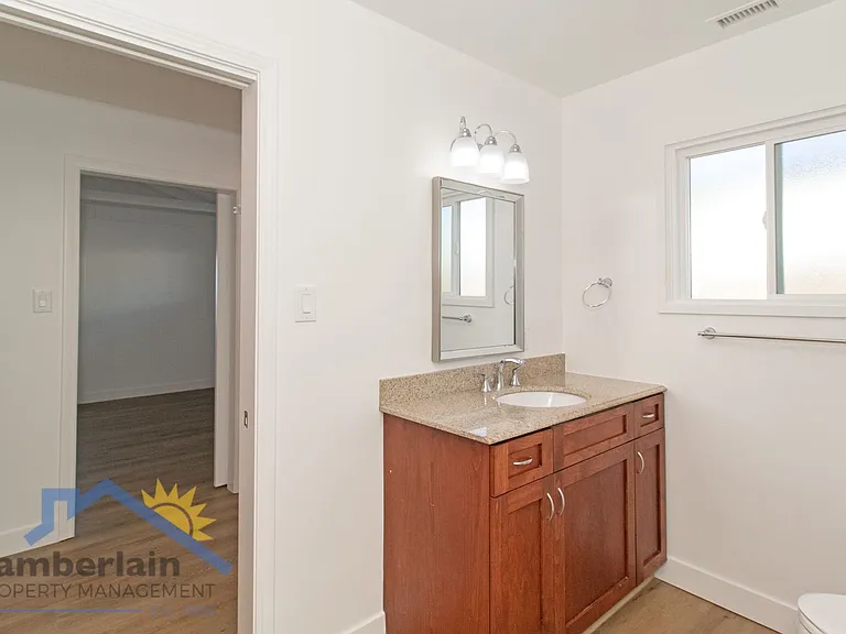 4033 Skyline Rd — Photo 30