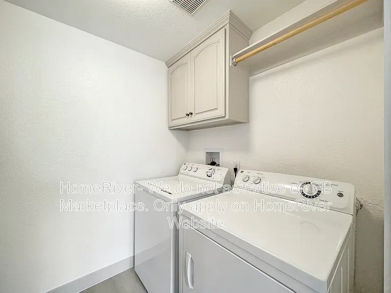 2162 Lejano Way — Photo 14