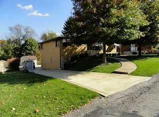 341 Woodall Ave, North Huntingdon, PA 15642