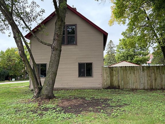 2nd image of 31 E Ripley St