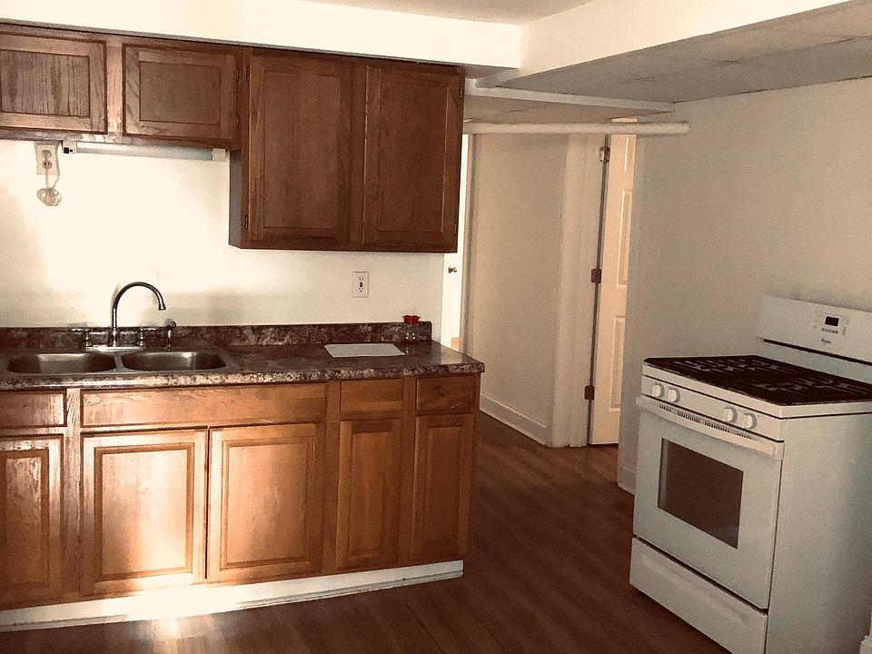 1st image of 1315 W Carmen Ave #G