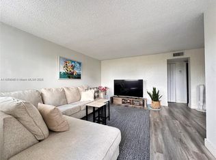 1801 S Treasure Dr APT 404, North Bay Village, FL 33141