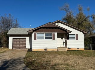 1210 Rose Dr, Shawnee, OK 74804