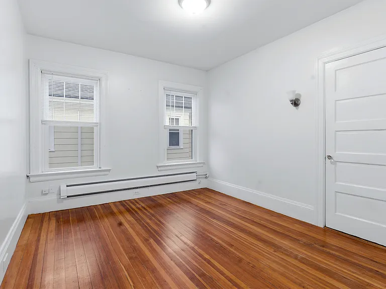 63 Park Ave #II — Photo 9