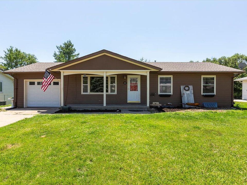 1st image of 105 Harolds Dr