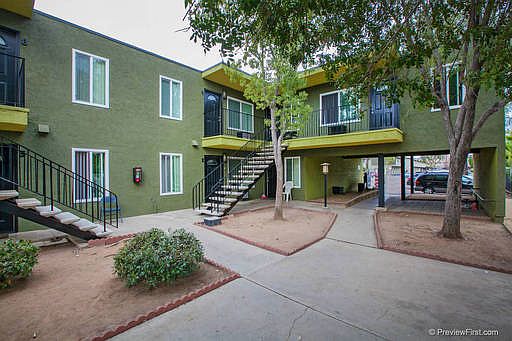 5th image of 222 S Lincoln Ave APT 2