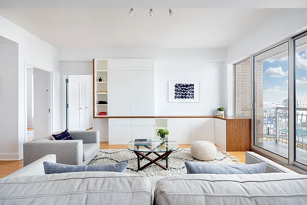 Sold by Compass | media 2