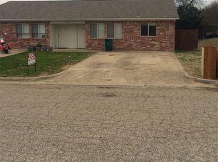 433 Lake Highland Dr APT B, Lake Dallas, TX 75065
