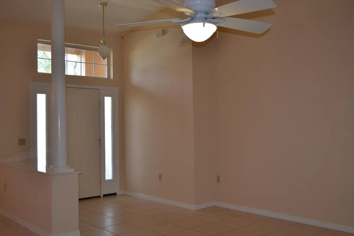 2 bed, 1792 sqft, $1,800 — Photo 4