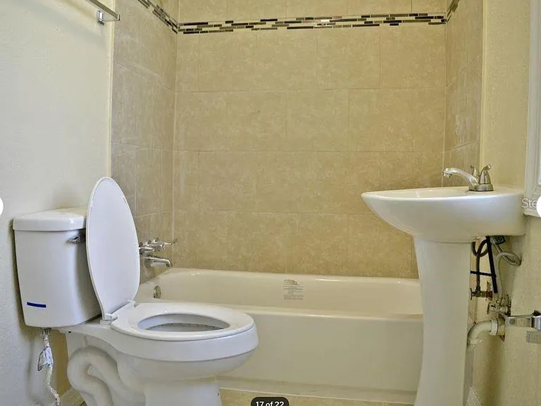 902 S Clara Ave — Photo 8
