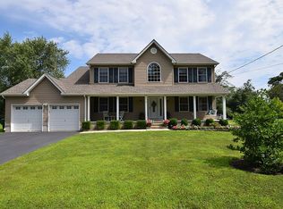 5 Nolan Rd, Morganville, NJ 07751