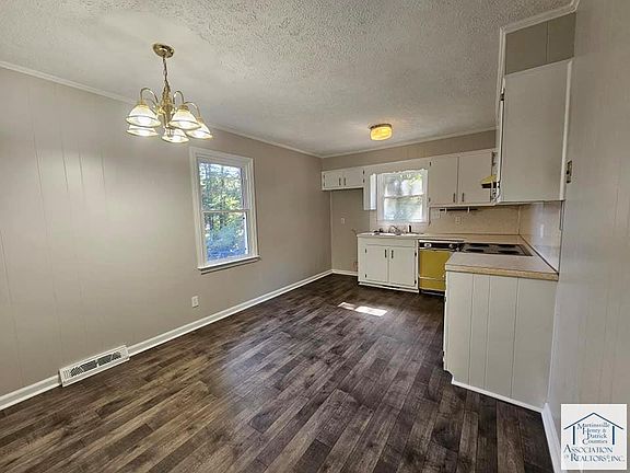 5th image of 1121 Lockett Dr