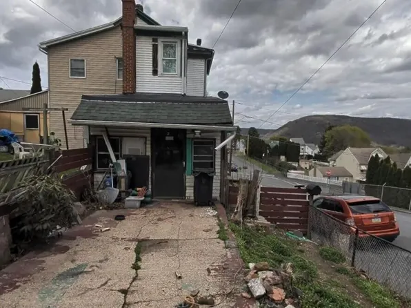 1000 W Mulberry St, Coal Township, PA 17866