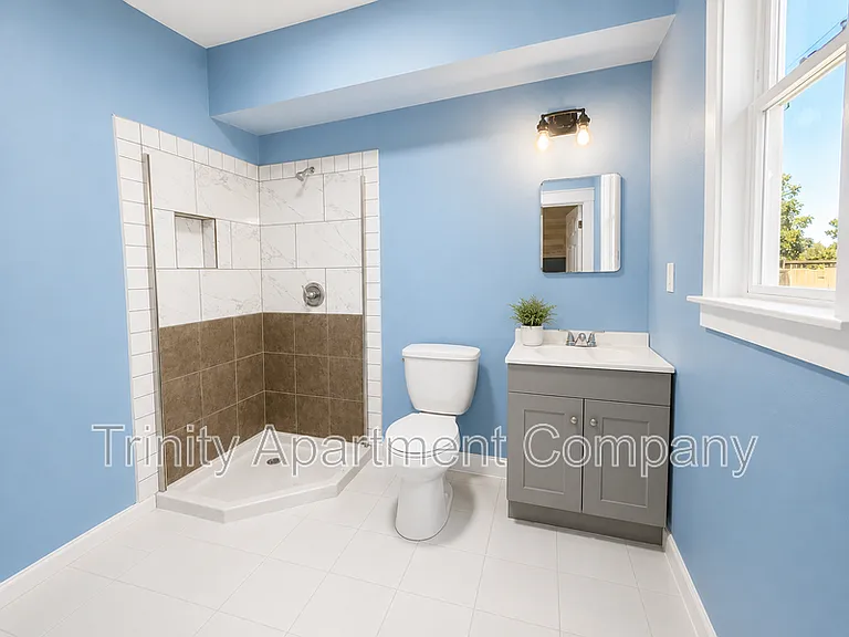 621 High St SE #A — Photo 5