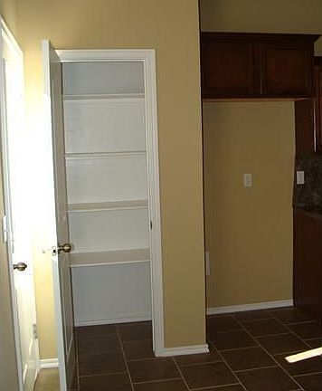 4th image of 11816 NW 133rd St
