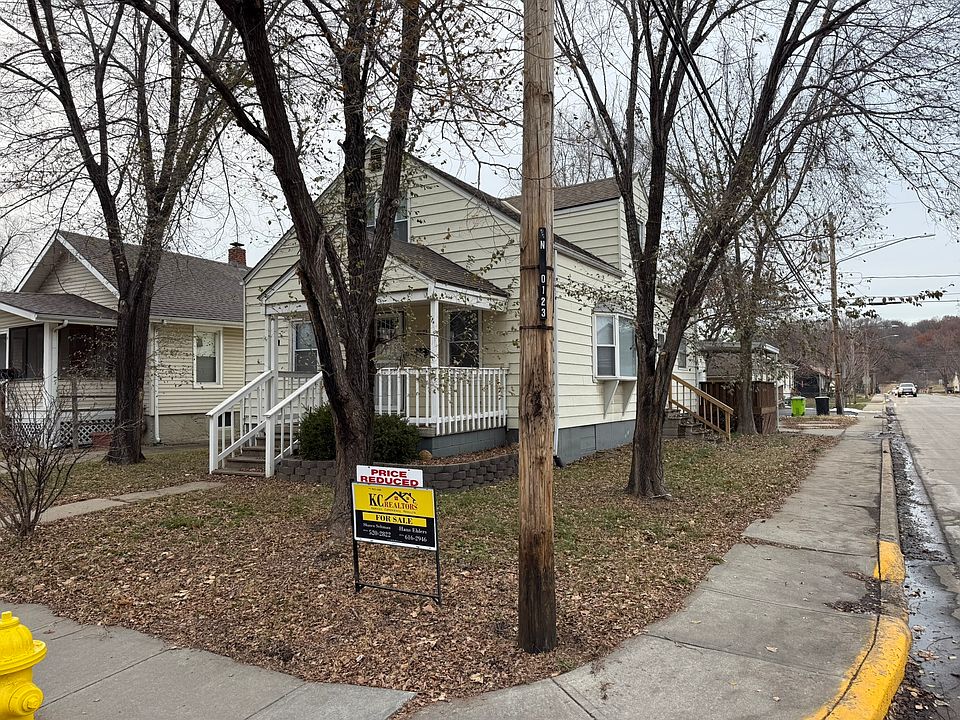 1st image of 2200 Ozark St