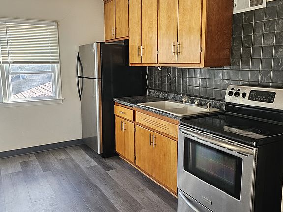 2nd image of 9219 W Adler St