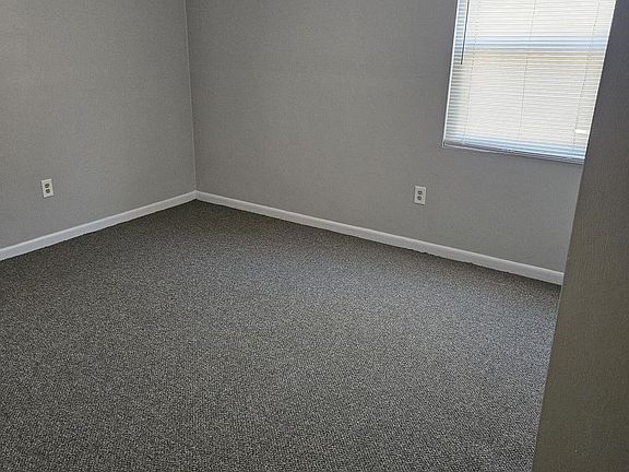 5th image of 3802 Panorama Ave NW