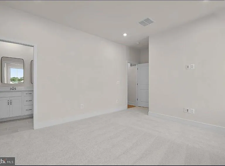 112 Galaxy — Photo 15
