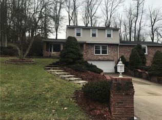 140 Longvue Dr, Canonsburg, PA 15317