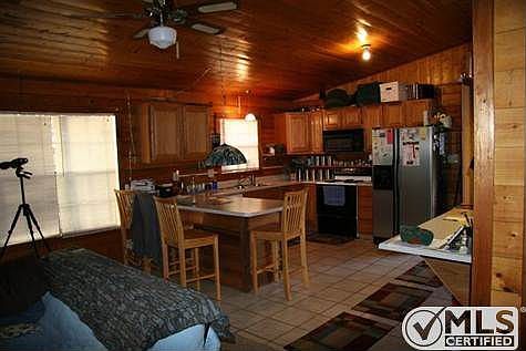 Int-Kitchen (2)