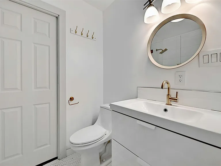 2604 Berkett Dr — Photo 14