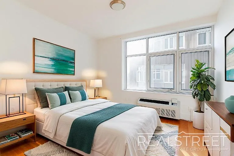 9002 Queens Blvd #532 — Photo 5
