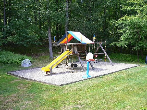 BACK YARD W/PLAYGROUND