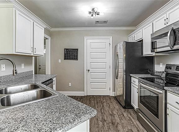 4th image of 27447 Vela Ln