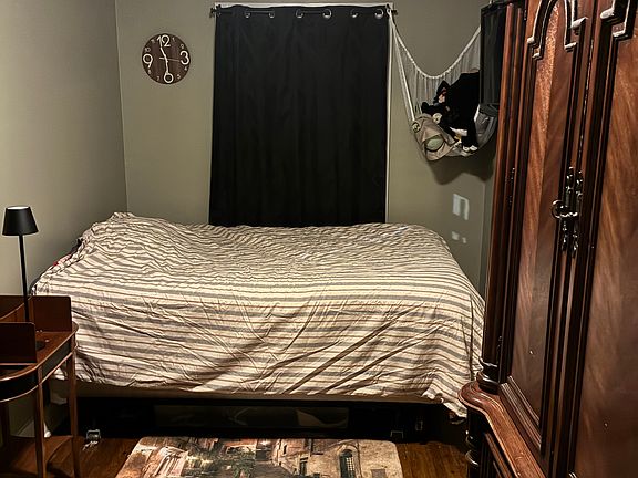 3rd image of 1315 W 36th Pl