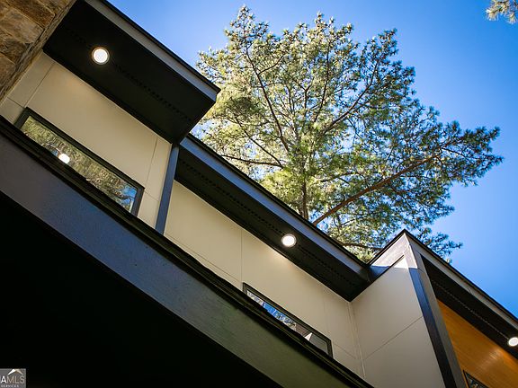 5th image of 2963 Orion Dr
