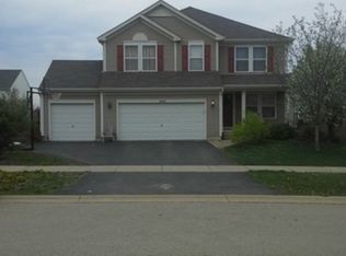 1005 Kendall St, Elburn, IL 60119