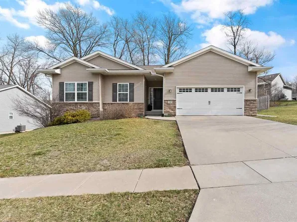 1149 Manitou Trl, Iowa City, IA 52245