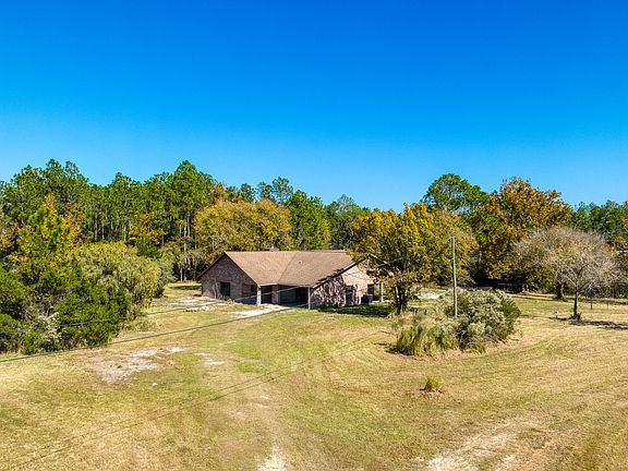4th image of 362 Sugar Pine Ln