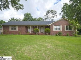 102 Fernwood Dr, Easley, SC 29640