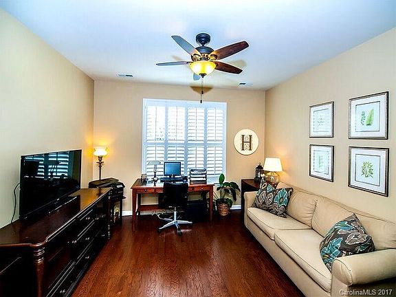 3rd image of 5733 Glenmore Garden Dr #71