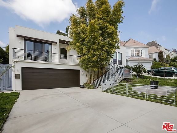 2nd image of 10377 Monte Mar Dr