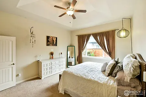 882 Jenny Ln — Photo 4