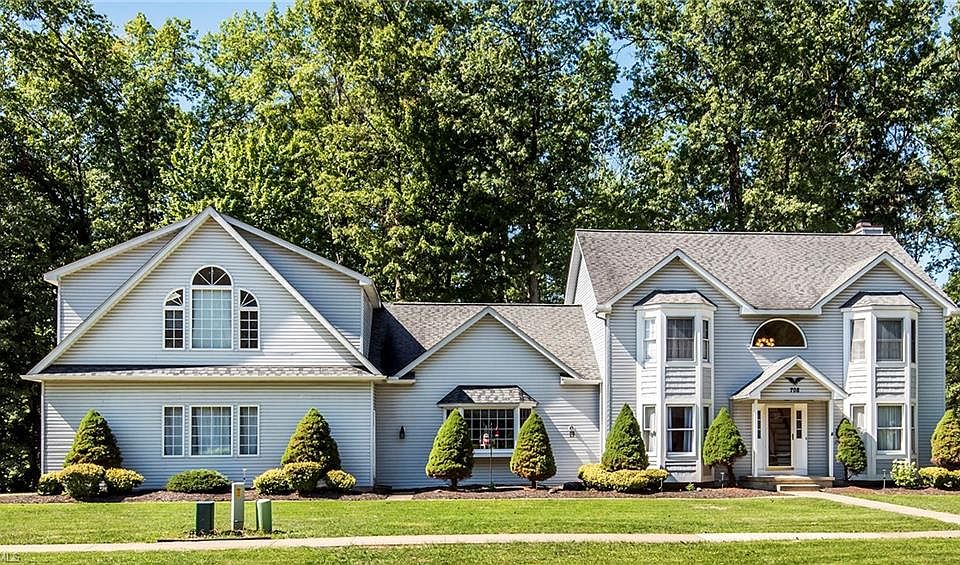 1st image of 708 Dogwood Ln