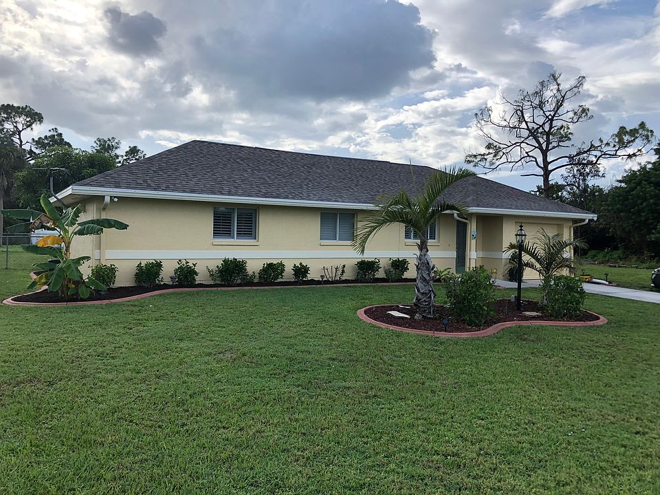 1st image of 463 Valley Dr