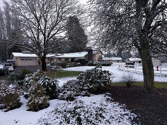 5th image of 6330 133rd Ave NE