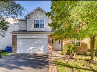 2137 W Silverleaf Ln, Addison, IL 60101