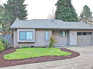 589 Harlow Rd APT F, Springfield, OR 97477