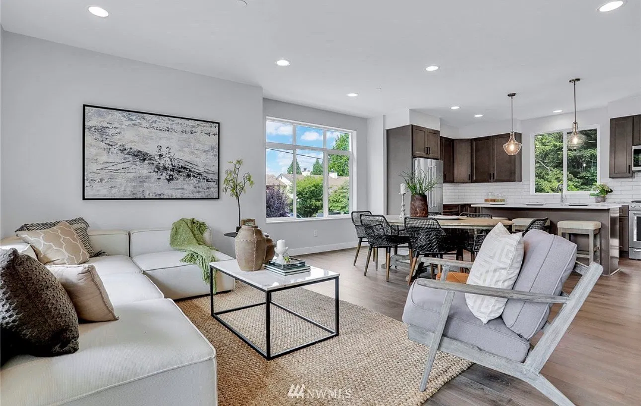 4 bed, 3.5 bath, 1810 sqft, $1,200 — Photo 3
