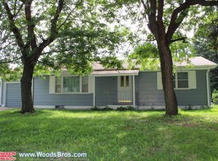 1214 15th St, Aurora, NE 68818