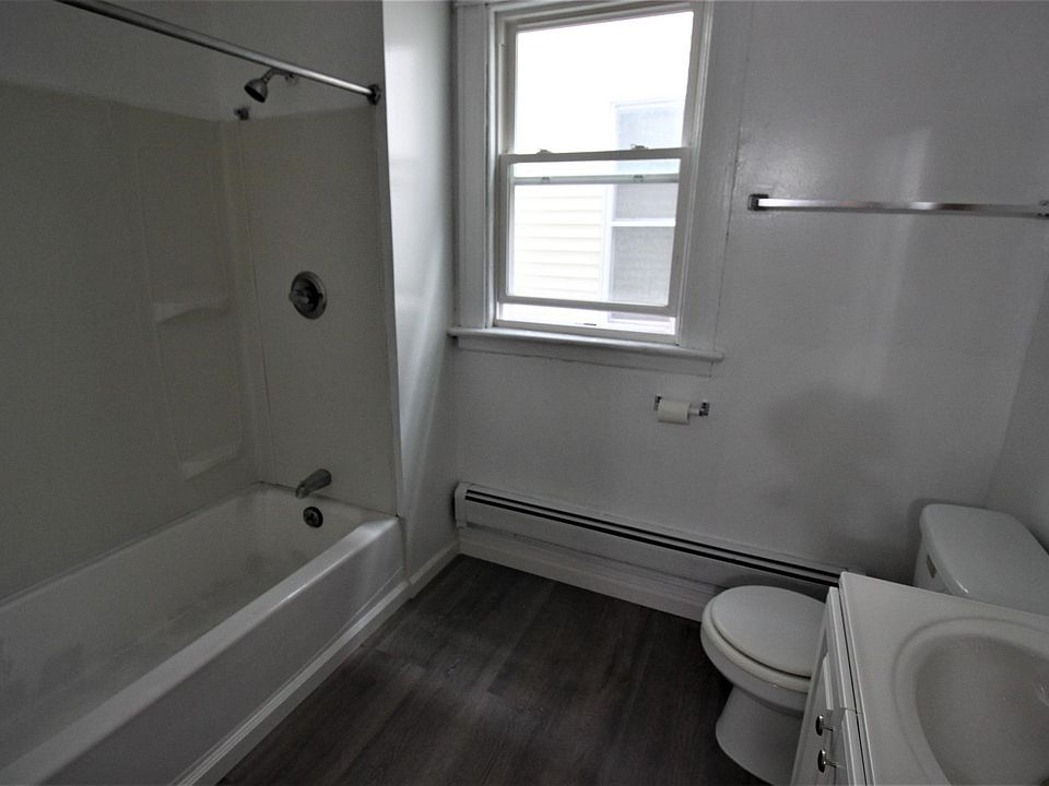 1st image of 60 Morris St #60A